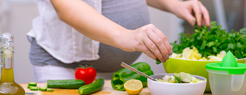 Czy na pewno dostarczasz swojemu dziecku wszystkie niezbędne składniki z dietą?￼